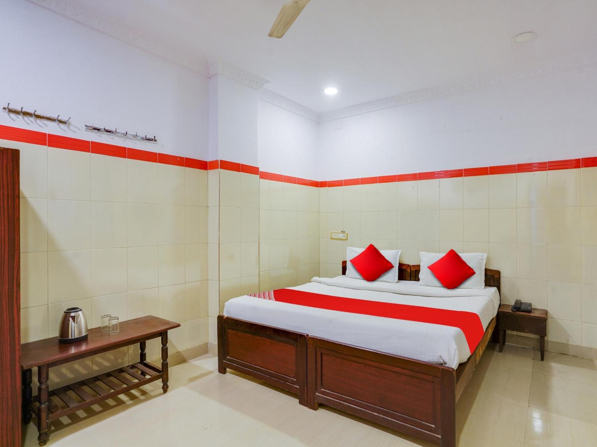 Hotel O Siro Inn Samsabad Kültér fotó