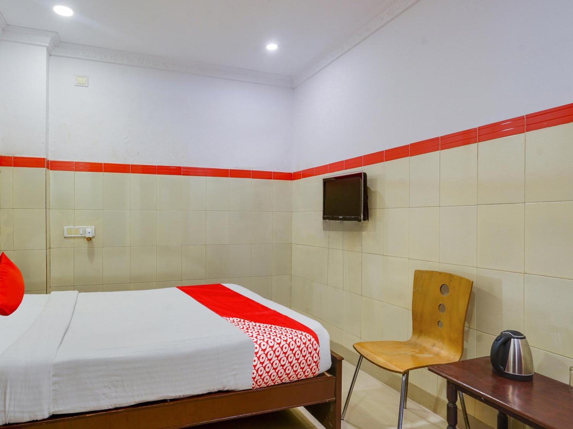 Hotel O Siro Inn Samsabad Kültér fotó
