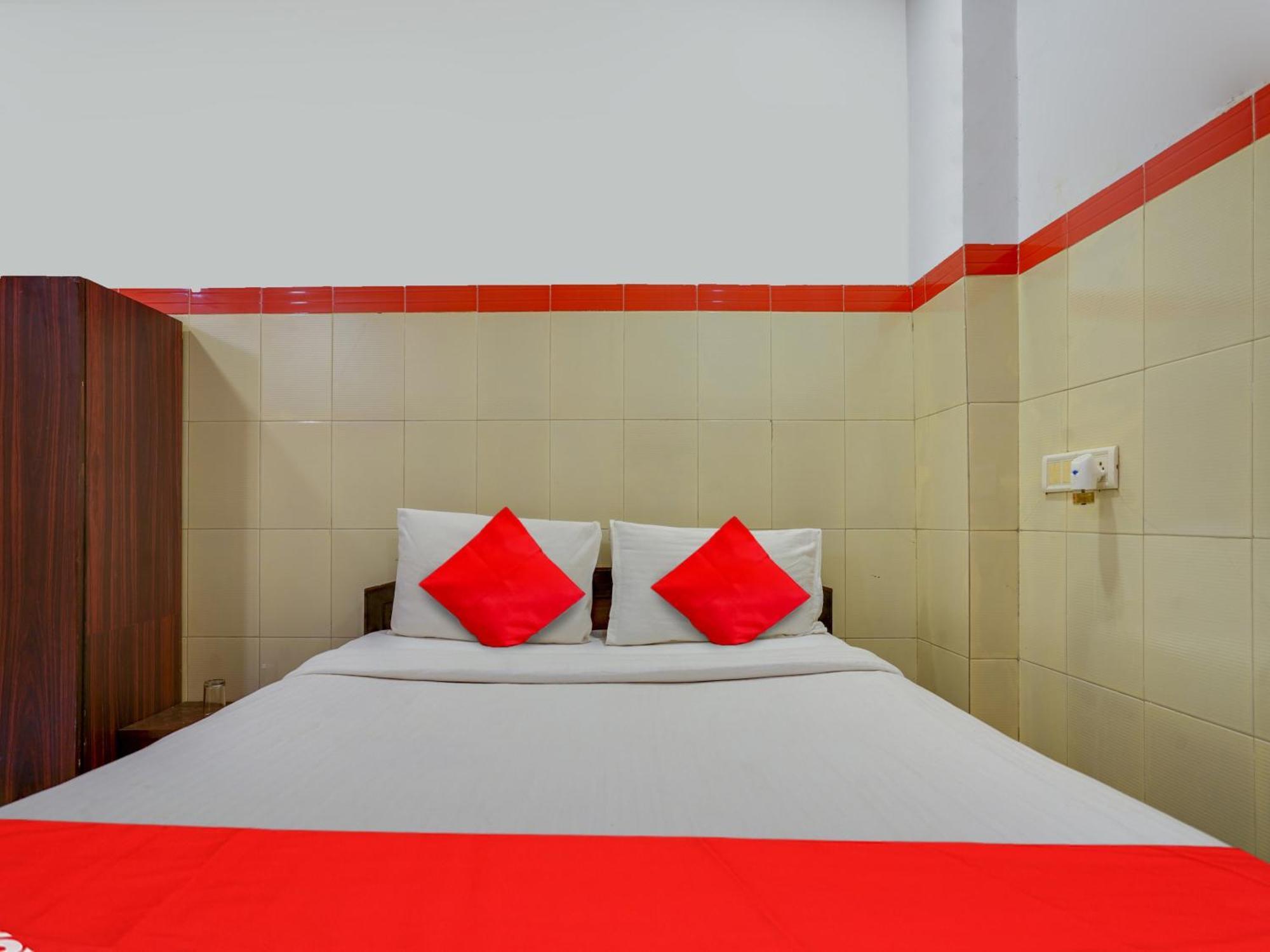 Hotel O Siro Inn Samsabad Kültér fotó